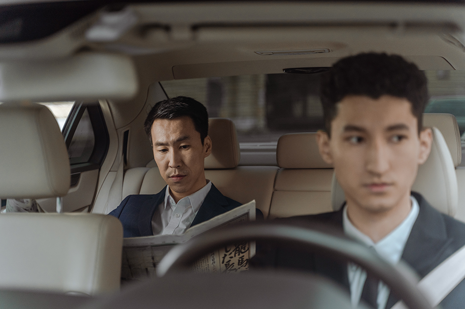 Executive Travel Concierge with Professional Drivers - Black Car Service